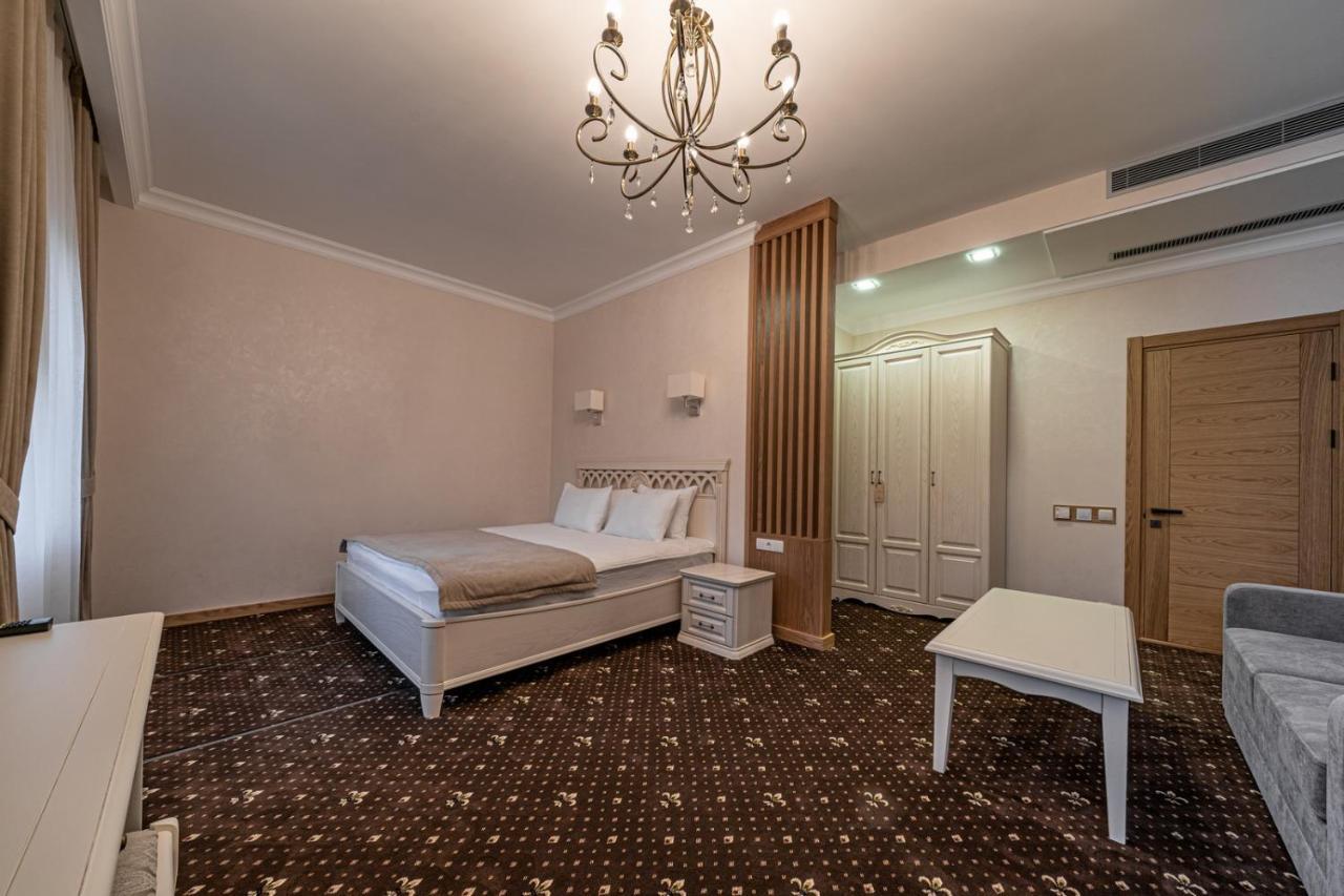 Бутик-Отель "Zeytun" Izmail Exterior foto